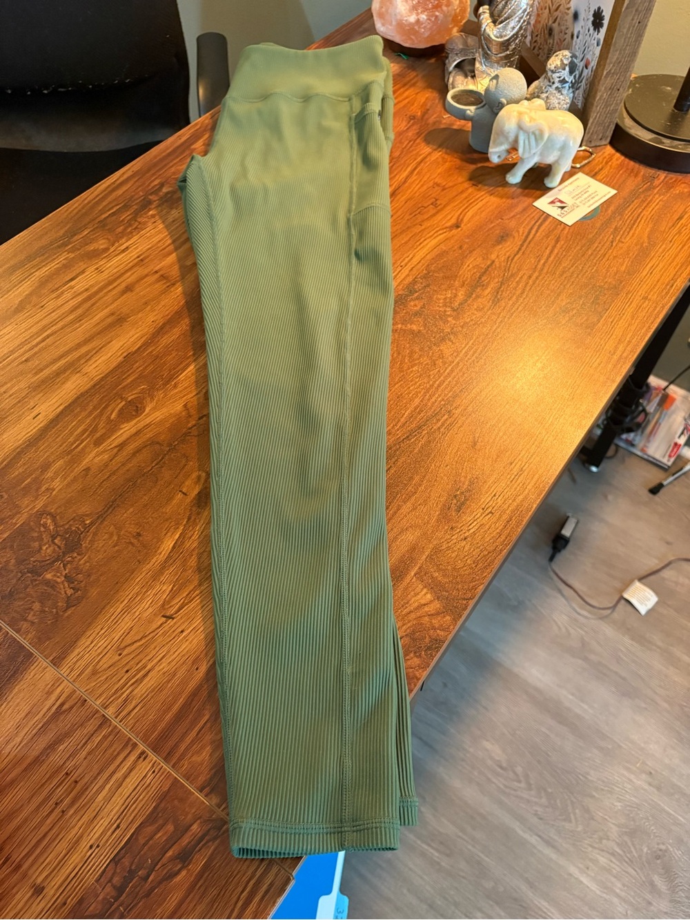 Constantly Varied Gear Olive Green Ribbed Leggings Size Large